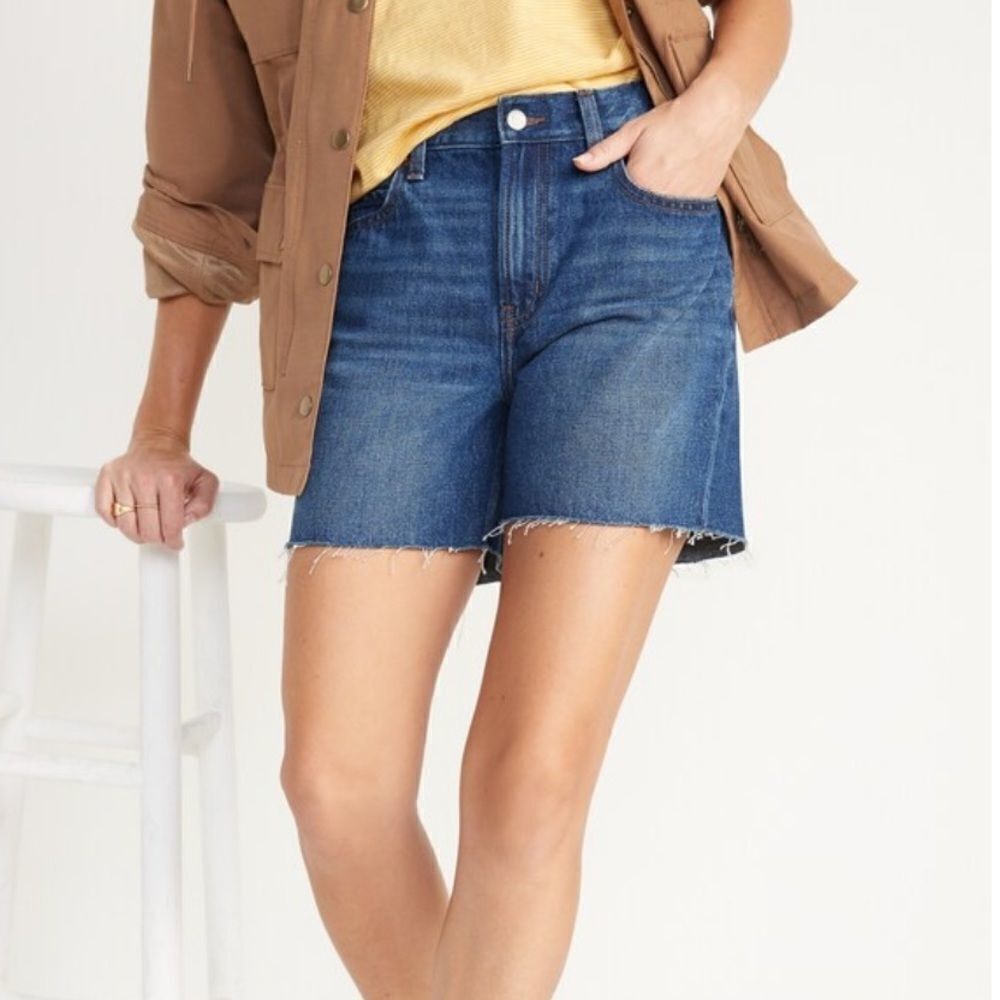 Old Navy High-Waisted Slouchy Cut-Off Jean Shorts for Women 5-inch inseam